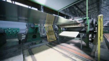 Alüminyum levha rulo makine üzerinde