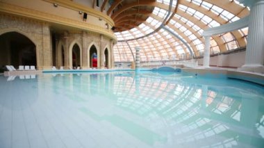 Dalga havuzu eğlence karmaşık Caribia