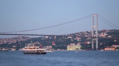 Akşam Atatürk Köprüsü (Boğaziçi Köprüsü)