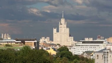 Kotelnicheskaya dolgu (Stalin gökdelen inşa)