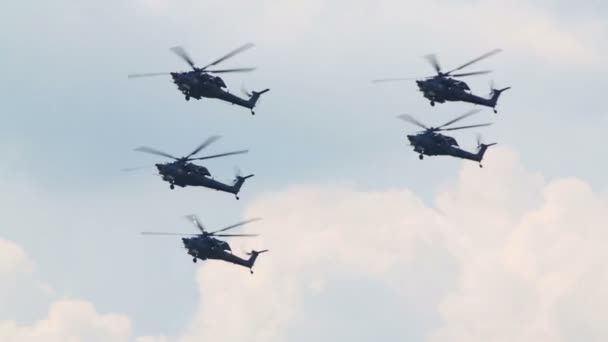 Five Mi-28N fly on air show — Stock Video