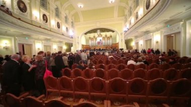 Moskova Çaykovski Konservatuarı insanlarda