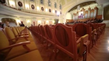 Moskova Çaykovski Konservatuarı koltuklarda