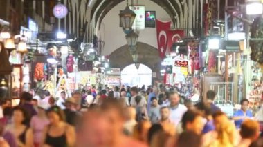 Kapalıçarşı Istanbul'da insanlarda