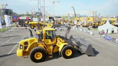 13. Uluslararası İhtisas Fuarı makineleri