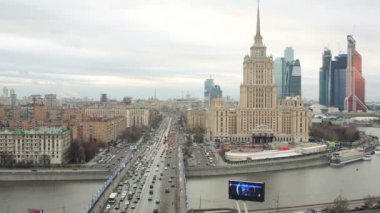 Cityscape Hotel Ukrayna, Moskova ile