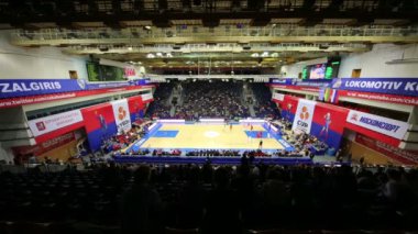 Olympiakos ve Lokomotiv Kuban basketbol oynamak