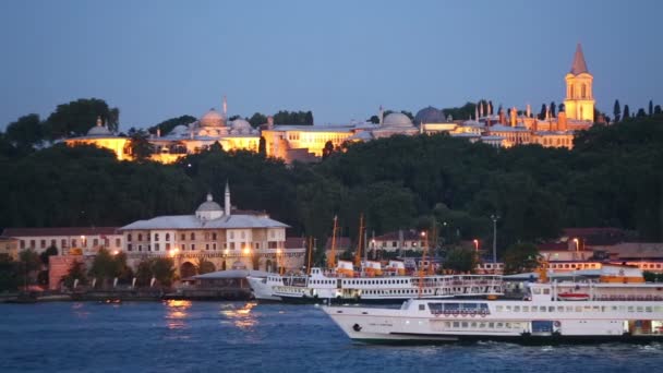 Segelschiff in Istanbul — Stockvideo