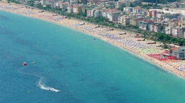 Kleopatra Beach Alanya sahil şeridi üzerinde