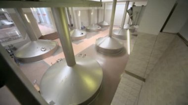 Borular ve sarnıçlar Ochakovo Fabrikası ile atölye çalışması
