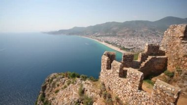 Cliff deniz, kale duvar parçası