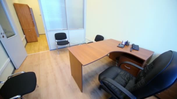 Interior of small empty office — Stock Video