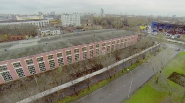 Arabalar takviyeli beton tesisi binmek