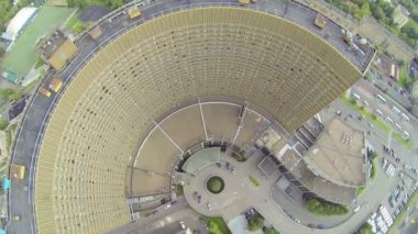 Hotel Cosmos yukarıdan girişine