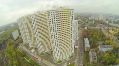 Modern bina kompleksi