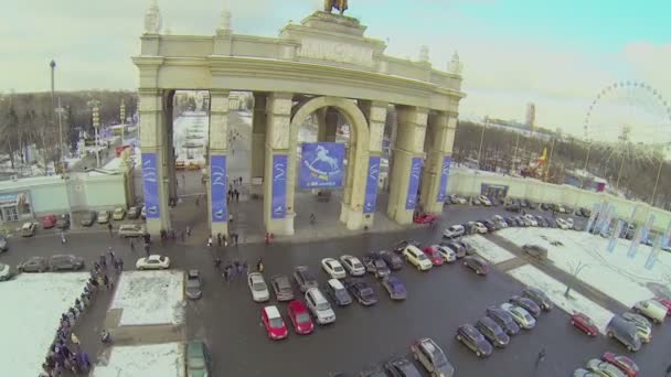 Russisches Ausstellungszentrum mit Pavillons — Stockvideo