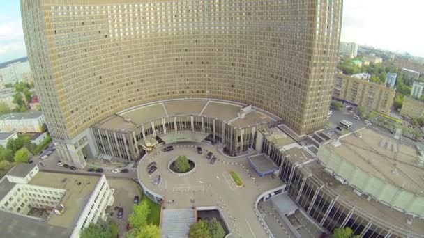Hotel Cosmos entrada em Moscou — Vídeo de Stock