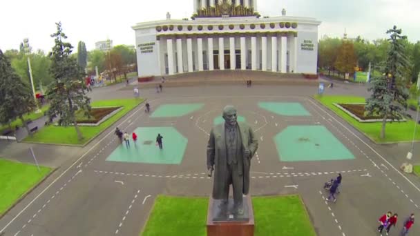 Mensen op Rusland Academie van Vvc — Stockvideo