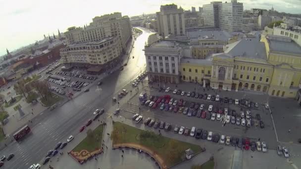 Parkering på teater torget och Kreml komplexa — Stockvideo