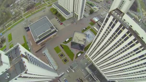 Complex van hotelgebouwen, hoog — Stockvideo