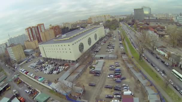 Moscú Paisaje urbano con tráfico — Vídeo de stock