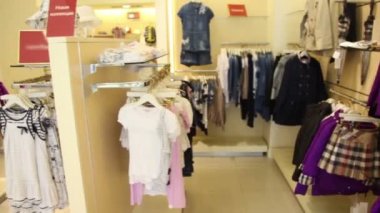 Çocuk giyim mağazası