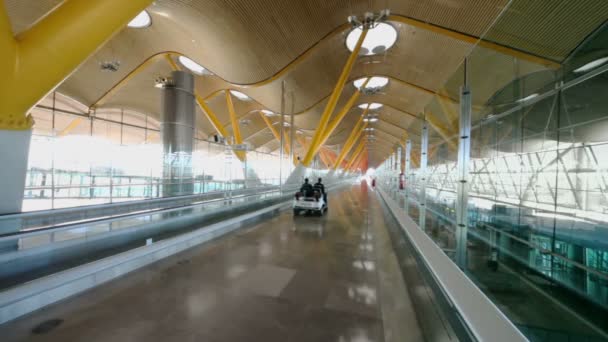 Flughafen Madrider Barajas — Stockvideo