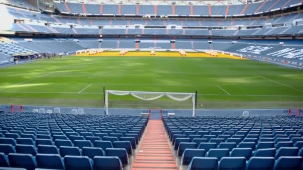 Santiago bernabeu stadion — Stockvideo
