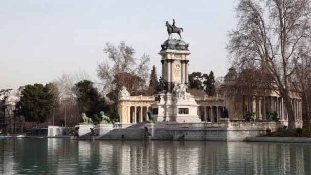 Alfonso XII binicilik anıt — Stok video