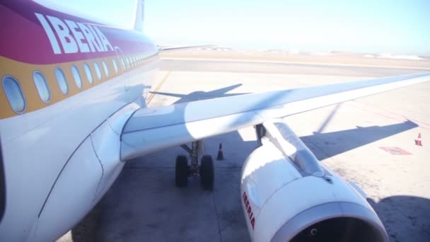 Wing aircraft owned Iberia Airlines — Stock Video