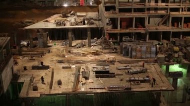 yüksek çok katlı binaların yapım aşamasında