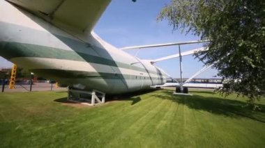 büyük kargo helikopter v-12