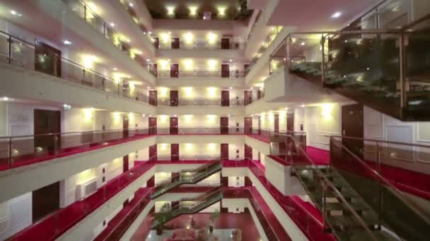 Movement elevator to floors with balconies — Stock Video