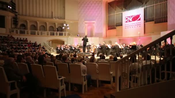 Direttore d'orchestra, spettatori al Festival — Video Stock