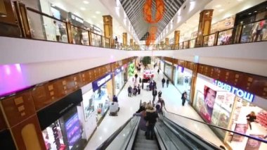 alışveriş ve eğlence merkezi Rio yürüyen merdiven