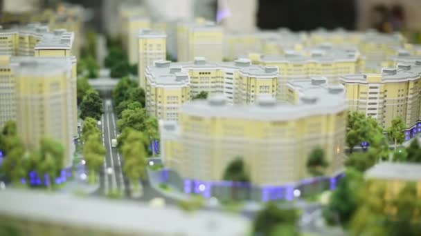 Model building in residential area — Stock Video