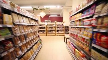 Süpermarket Bahetle ekmek bölümü.