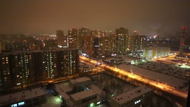 Nuevo distrito residencial en la noche de invierno — Vídeos de Stock