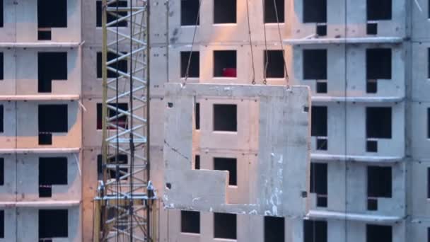 Concrete slab hangs on slings — Stock Video