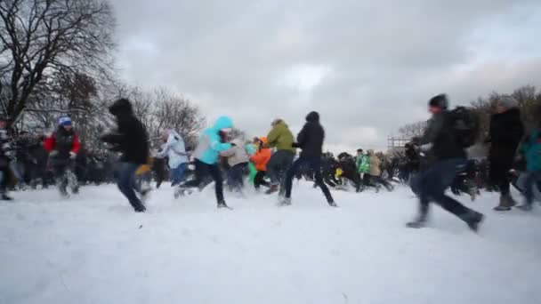 Organizers run with megaphone — Stock Video