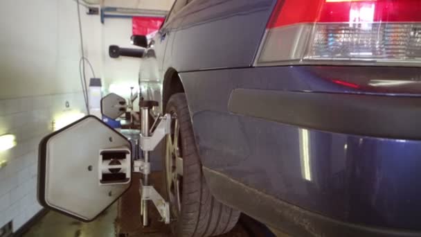 汽车诊断与车轮平衡 — 图库视频影像