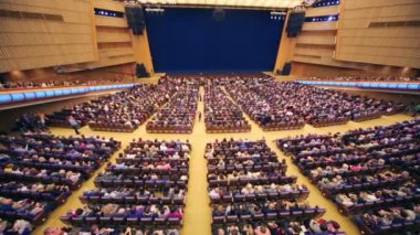 konser Edyta Piecha önce insanlar