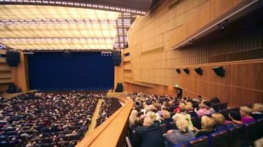 Konser öncesi dinleyiciler Edyta Piecha