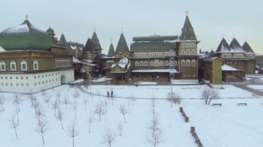 XVII yüzyılın ahşap sarayı yeniden inşa