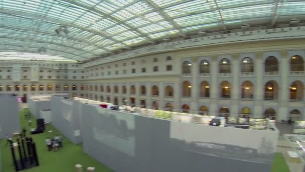 Hall of Exhibition Center Gostiny Dvor — Stockvideo