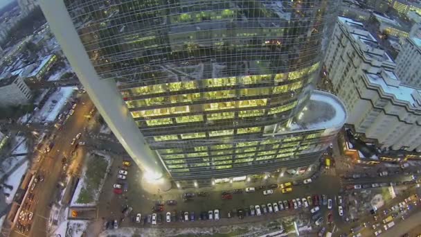Forgalom utcákban felhőkarcoló — Stock videók