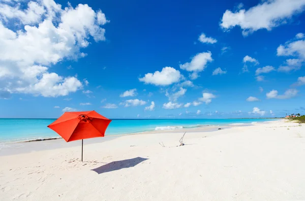 Idyllischer strand an der karibik — Stockfoto