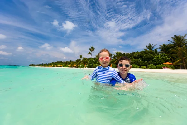 Niños de vacaciones — Foto de Stock