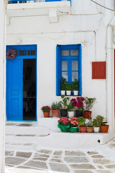 Traditional street of Mykonos island in Greece — Stock Photo, Image