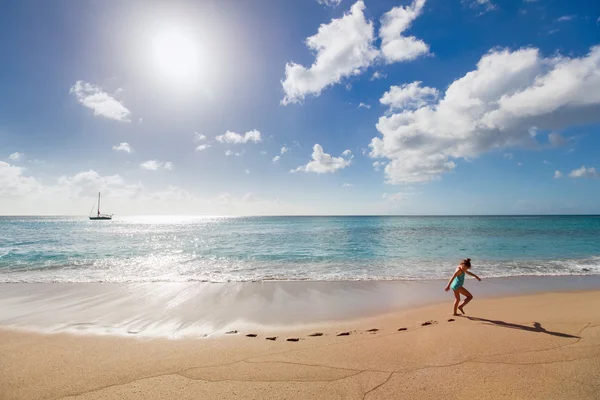 Little girl on vacation — Stock Photo, Image